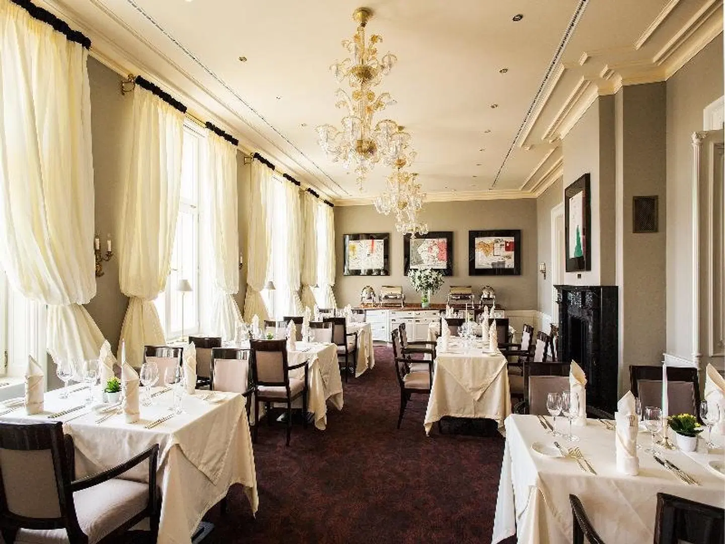 Le Palais Art Hotel Restaurant