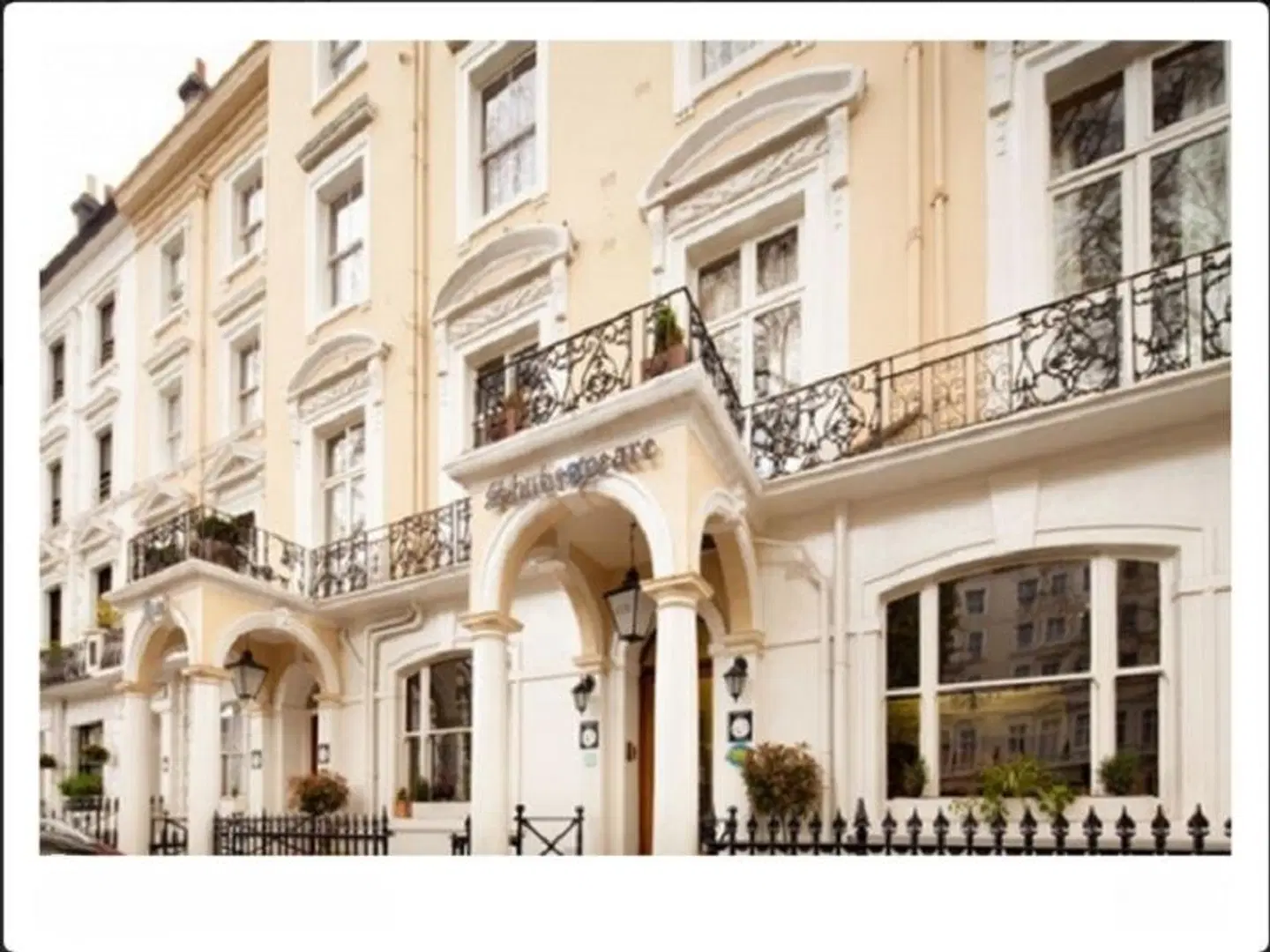 Shakespeare Hotel EXTERIOR