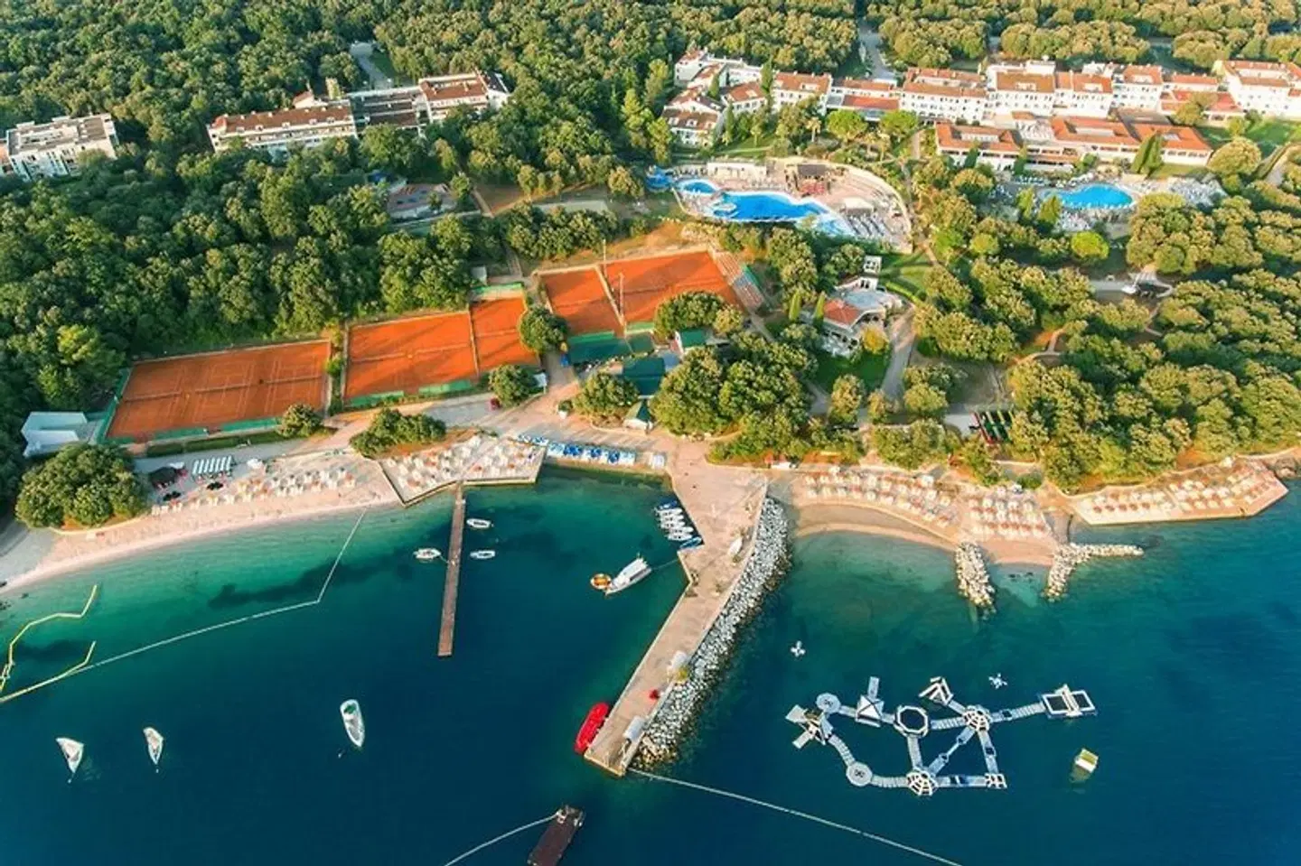 Valamar Club Tamaris Hotel EXTERIOR