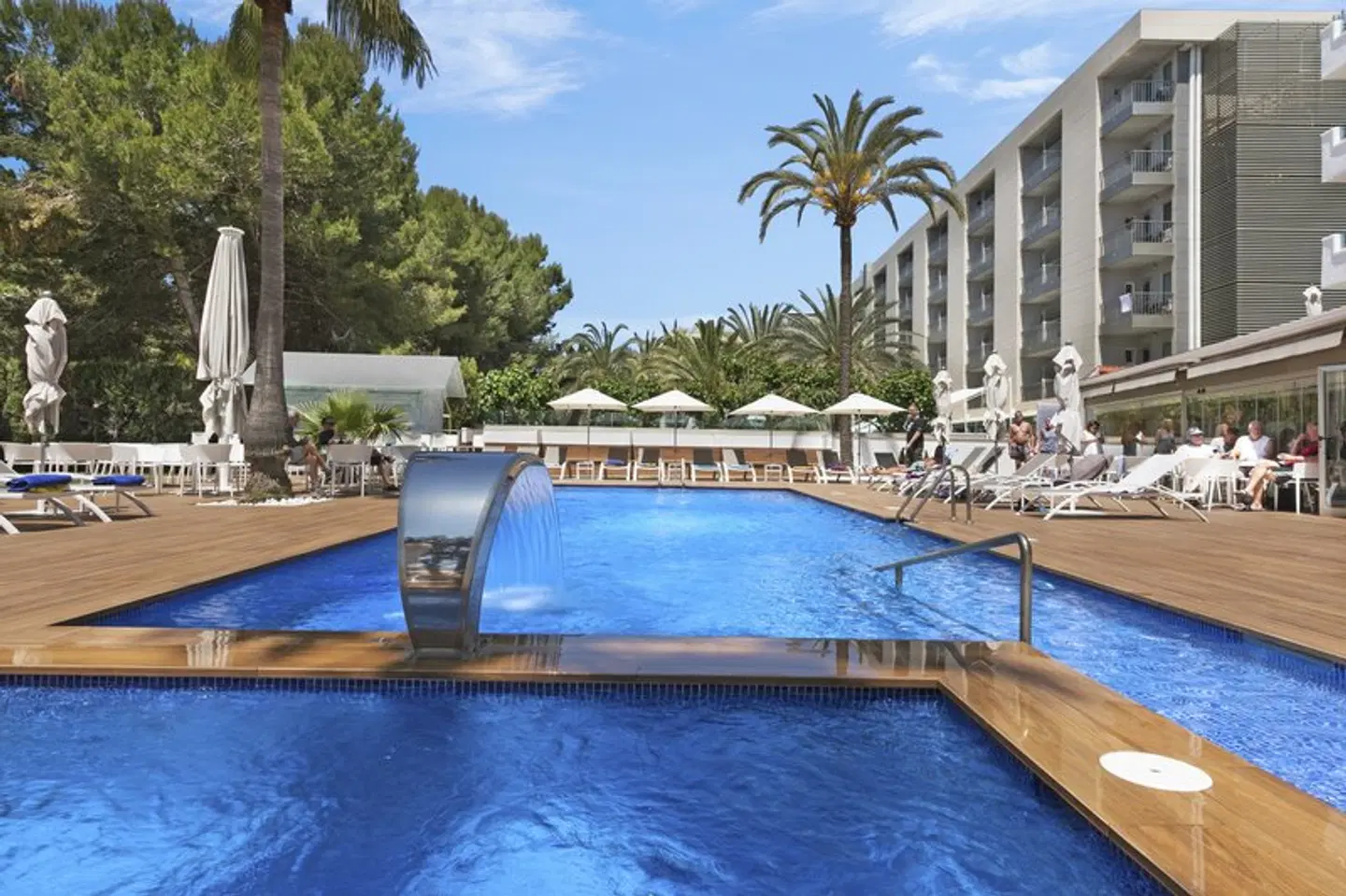 Metropolitan Playa OUTDOOR_POOL