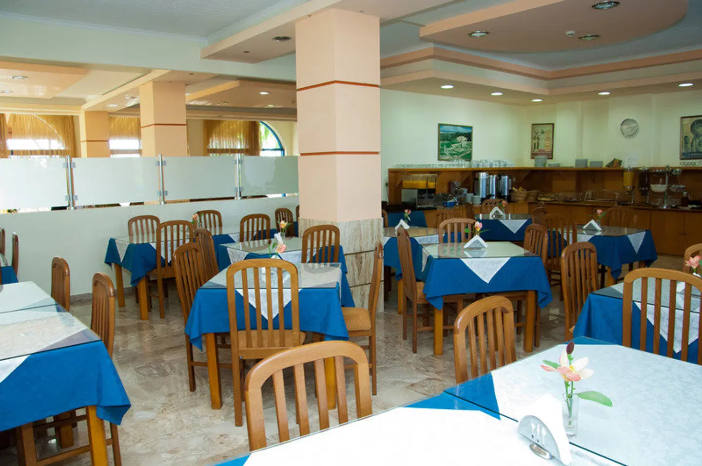 Tigaki's Star Restaurant