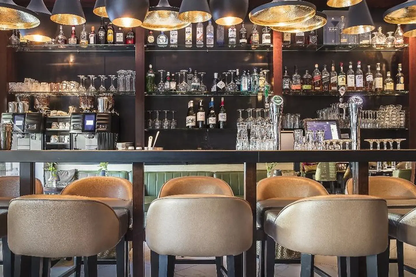 Notting Hill Bar