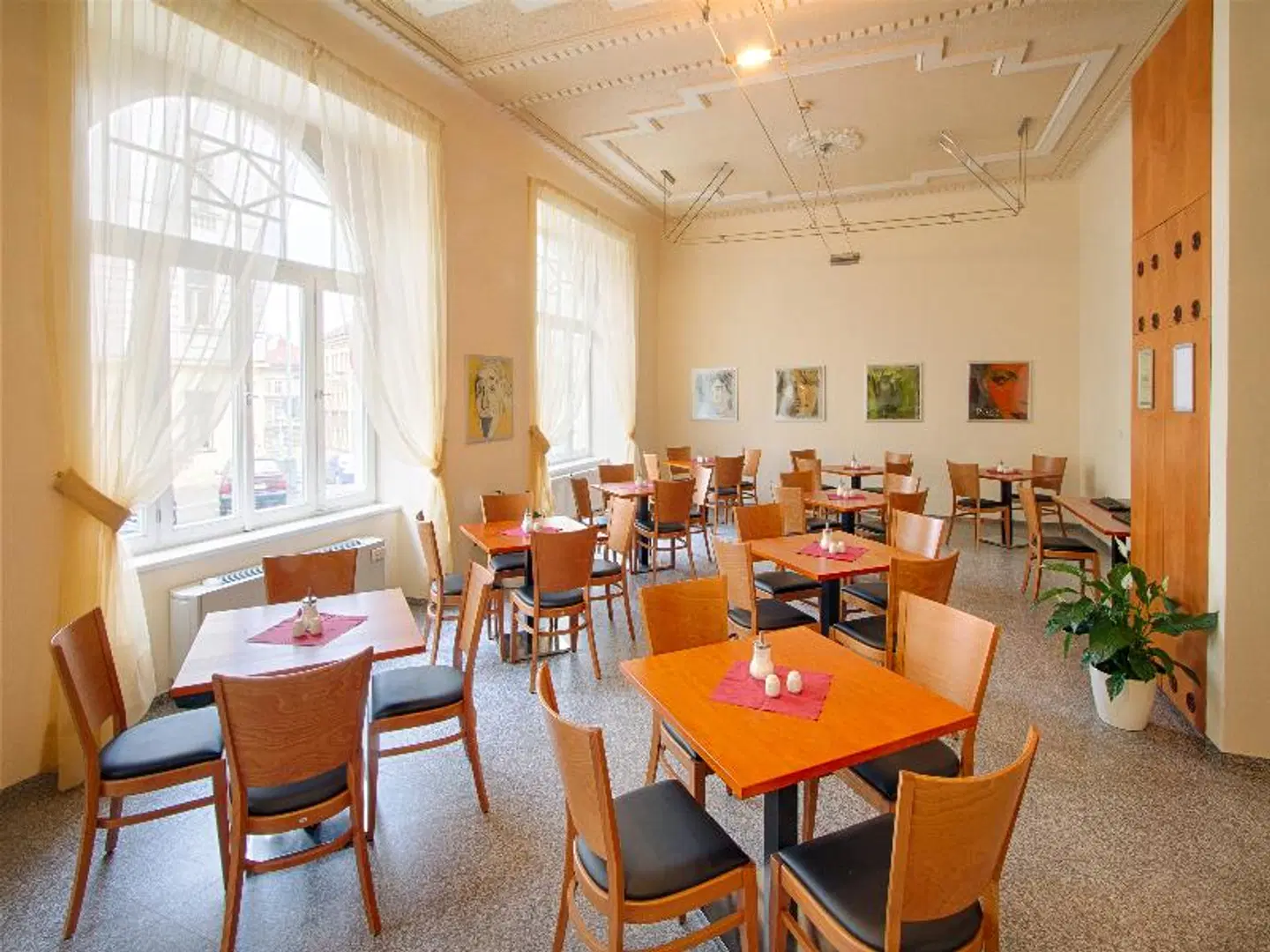 Theatrino Hotel Restaurant