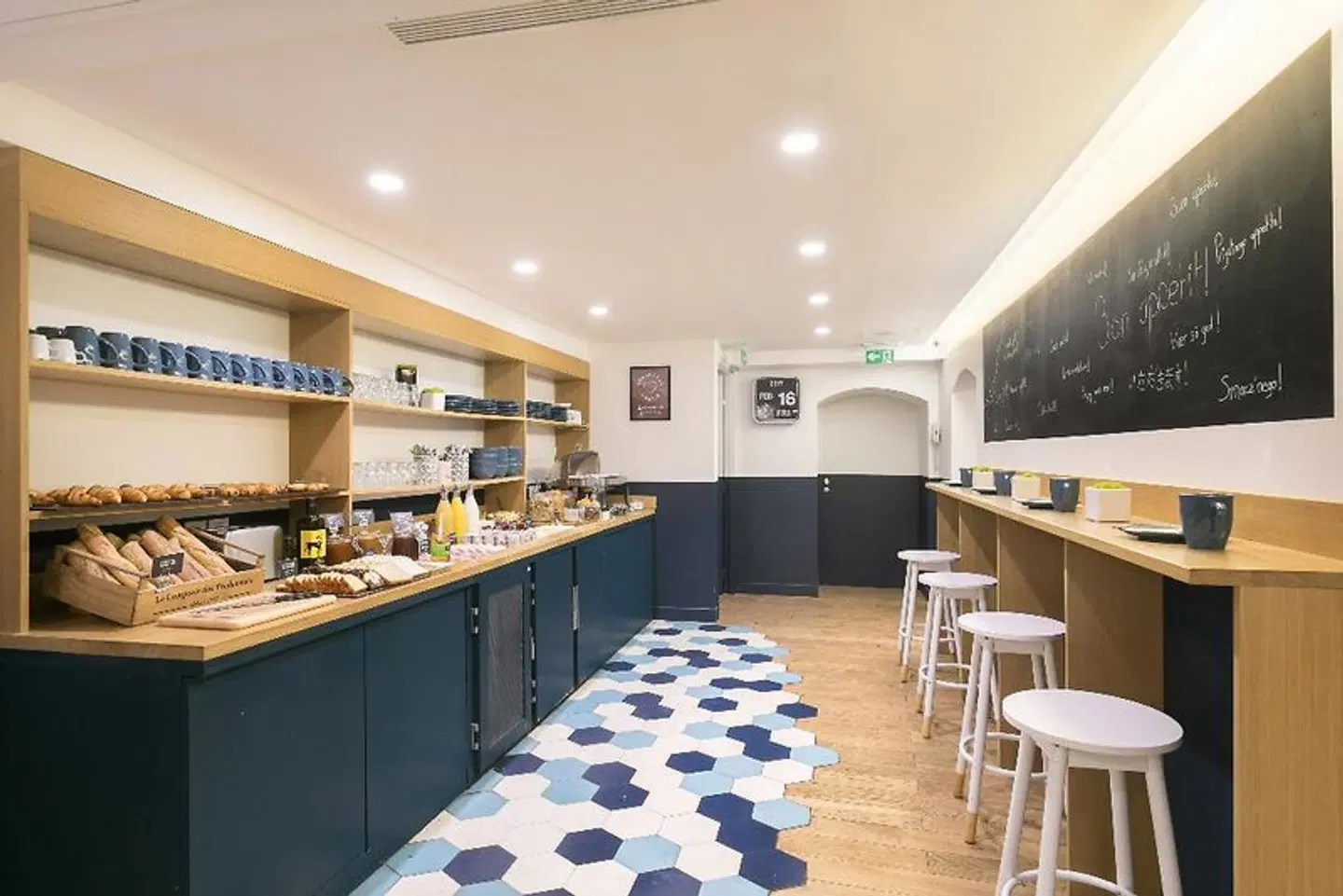 Hôtel Magenta 38 by Happyculture Bar