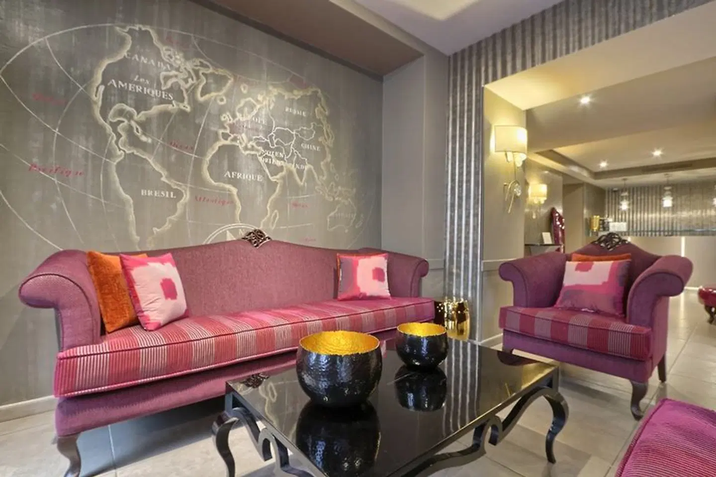 Mondial ROOM_EXAMPLE