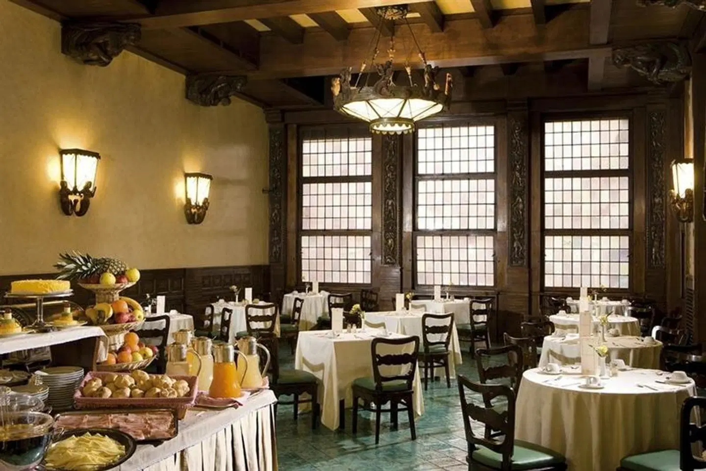 Bettoja Hotel Atlantico Restaurant