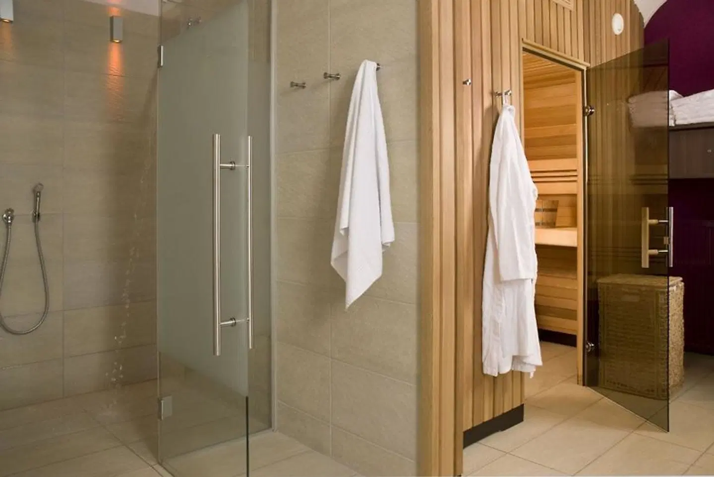 Mercure Grand Hotel Biedermeier Wien Badezimmer