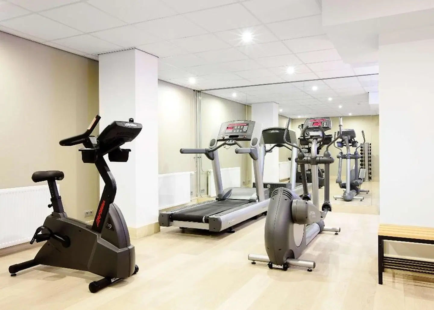 NH Amsterdam Zuid SPORTS_AND_LEISURE