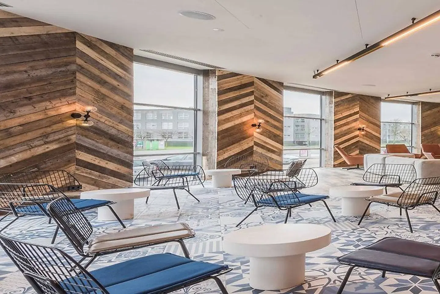 Urban Lodge Hotel Hallenbad