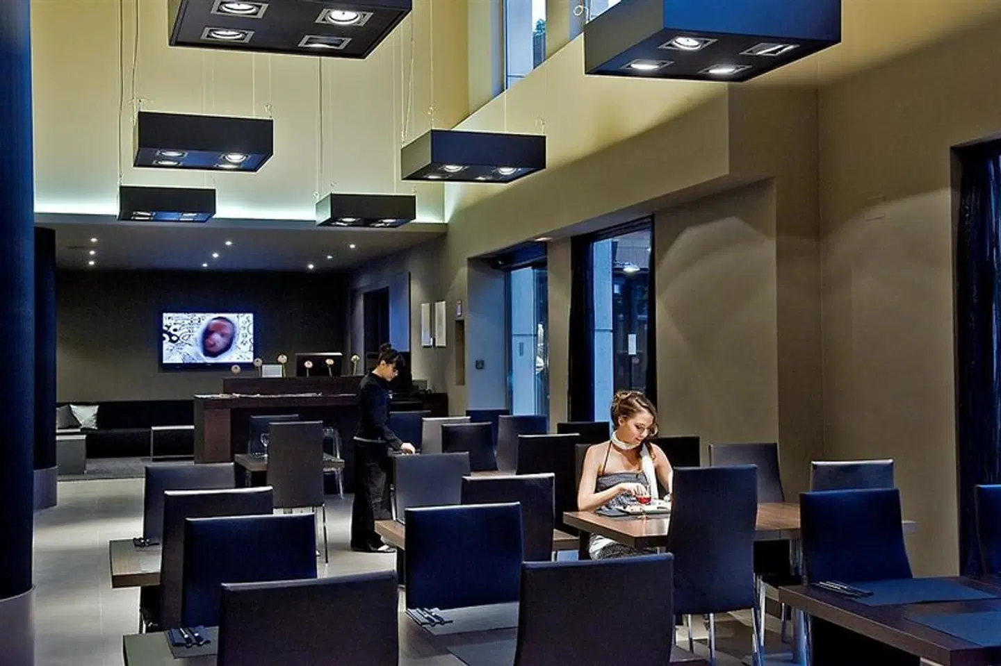 Alimara Bar