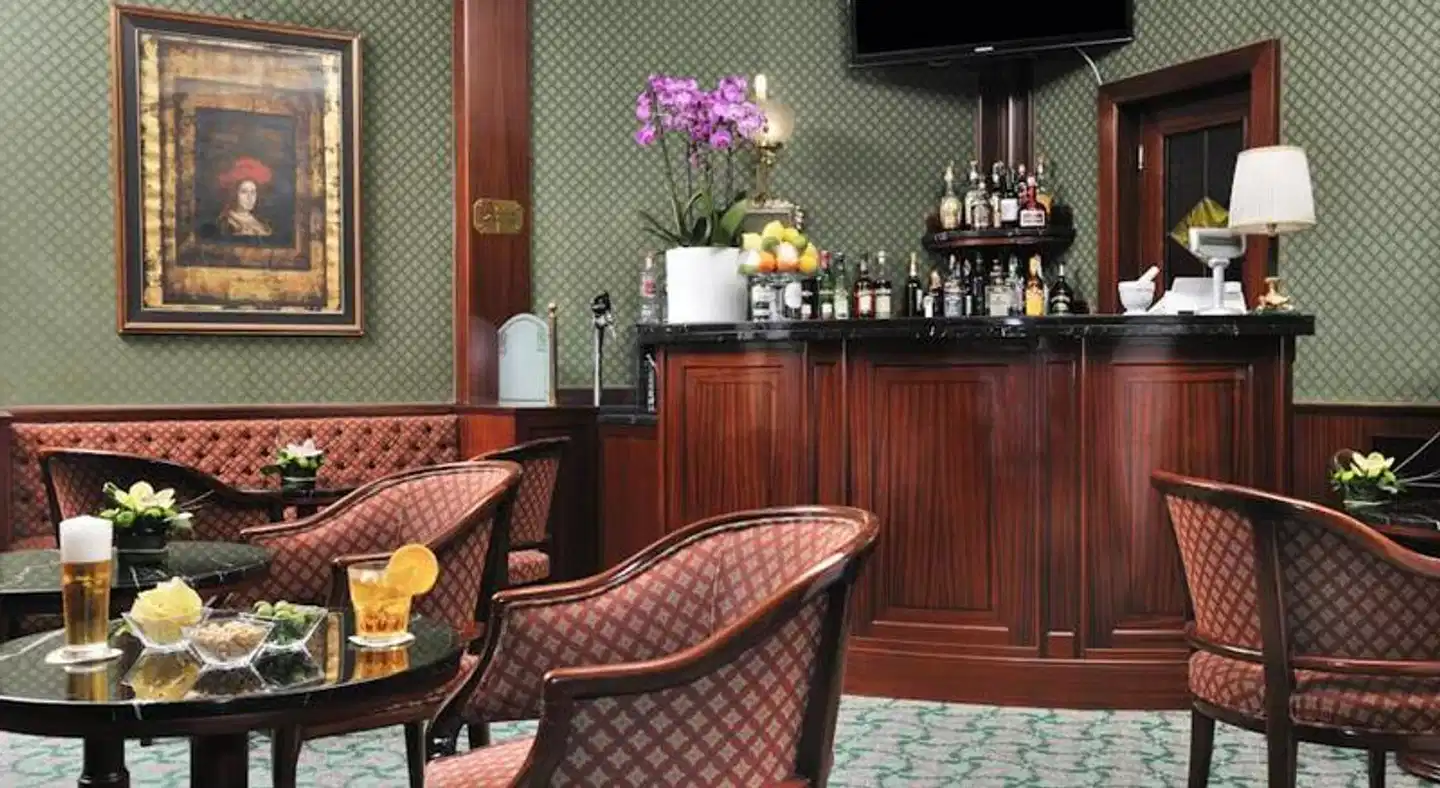 Mecenate Palace Bar
