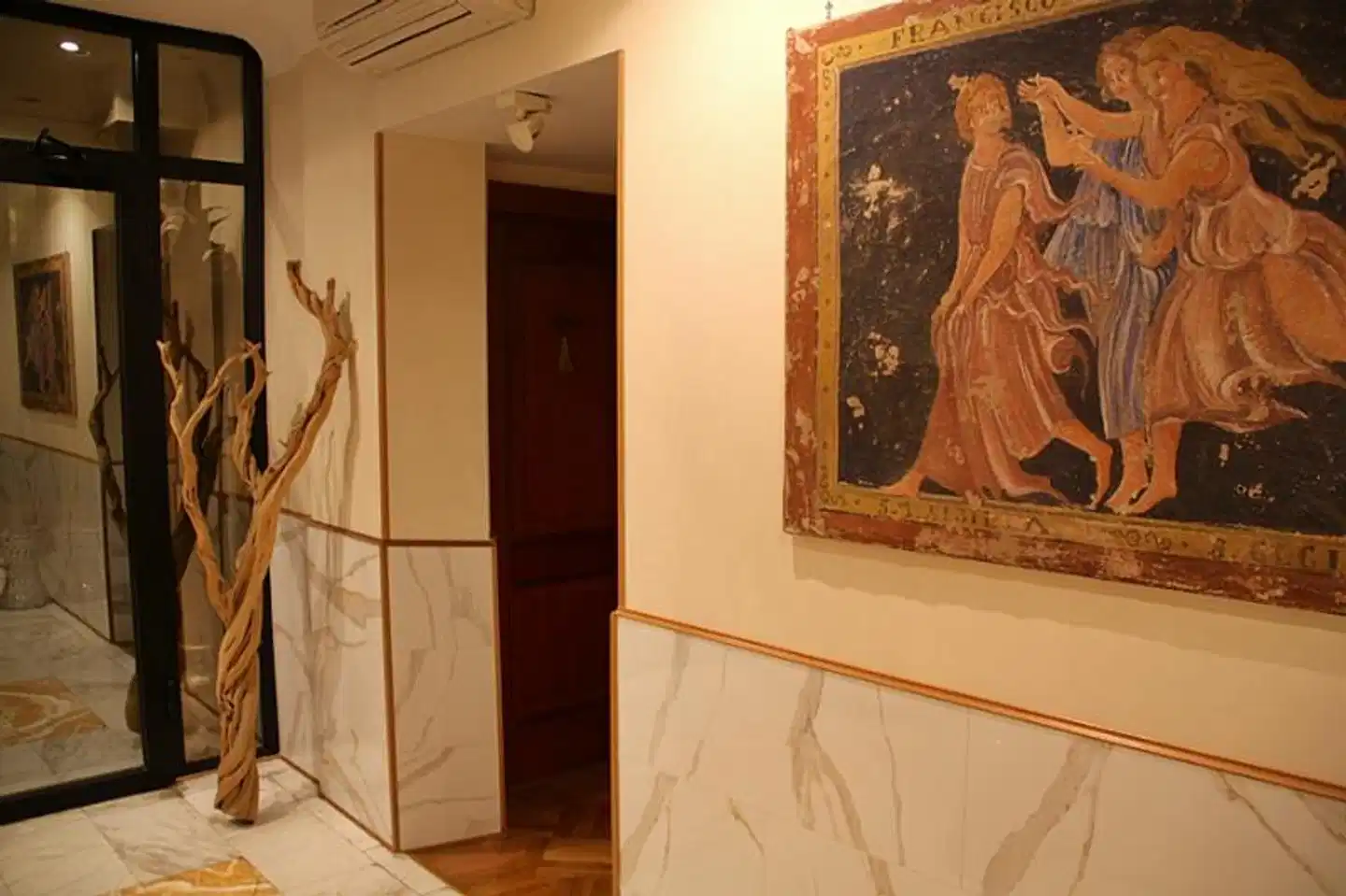Luxury Rooms H 2000 Roma Wellness