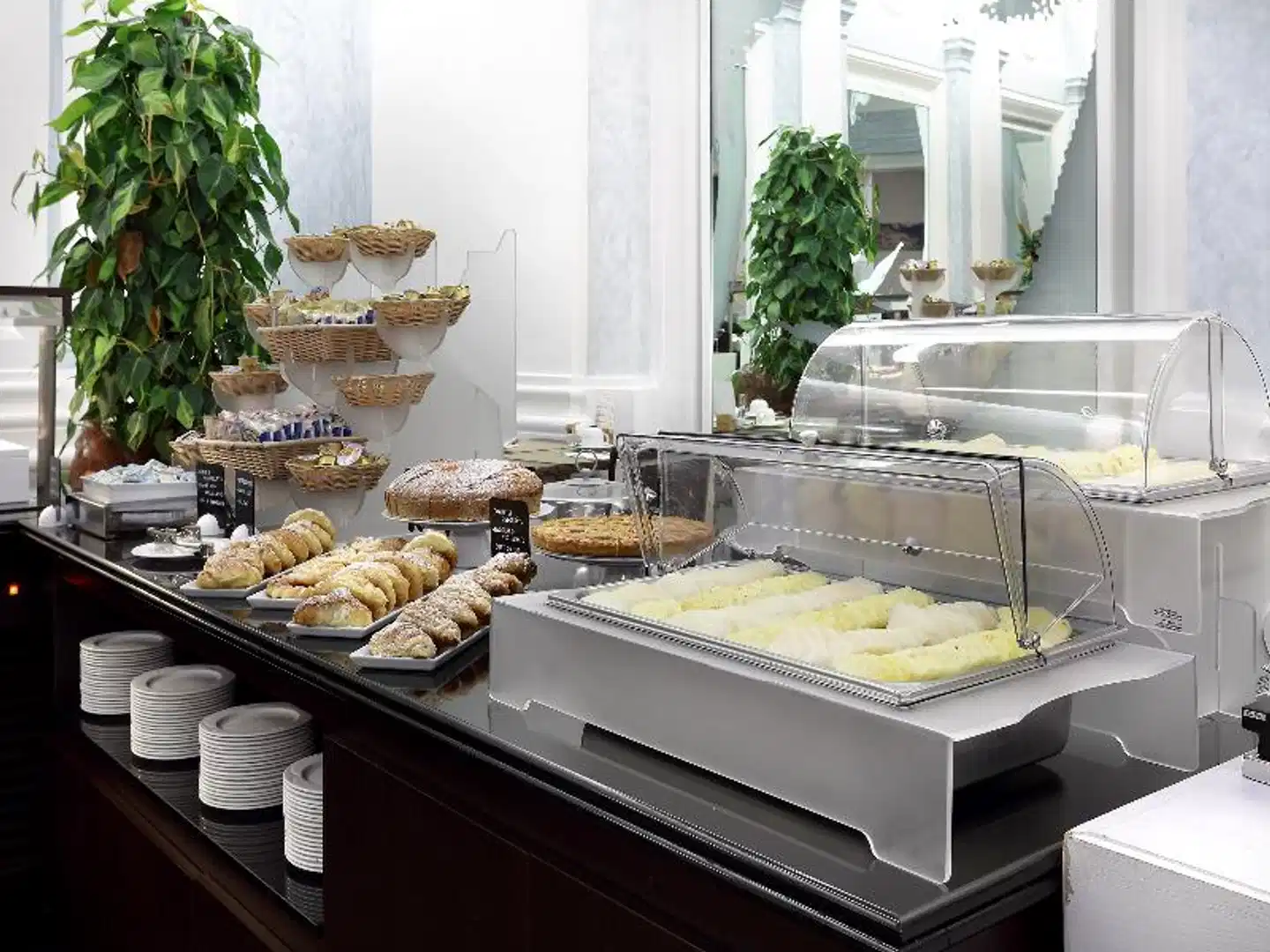 EXE International Palace Restaurant