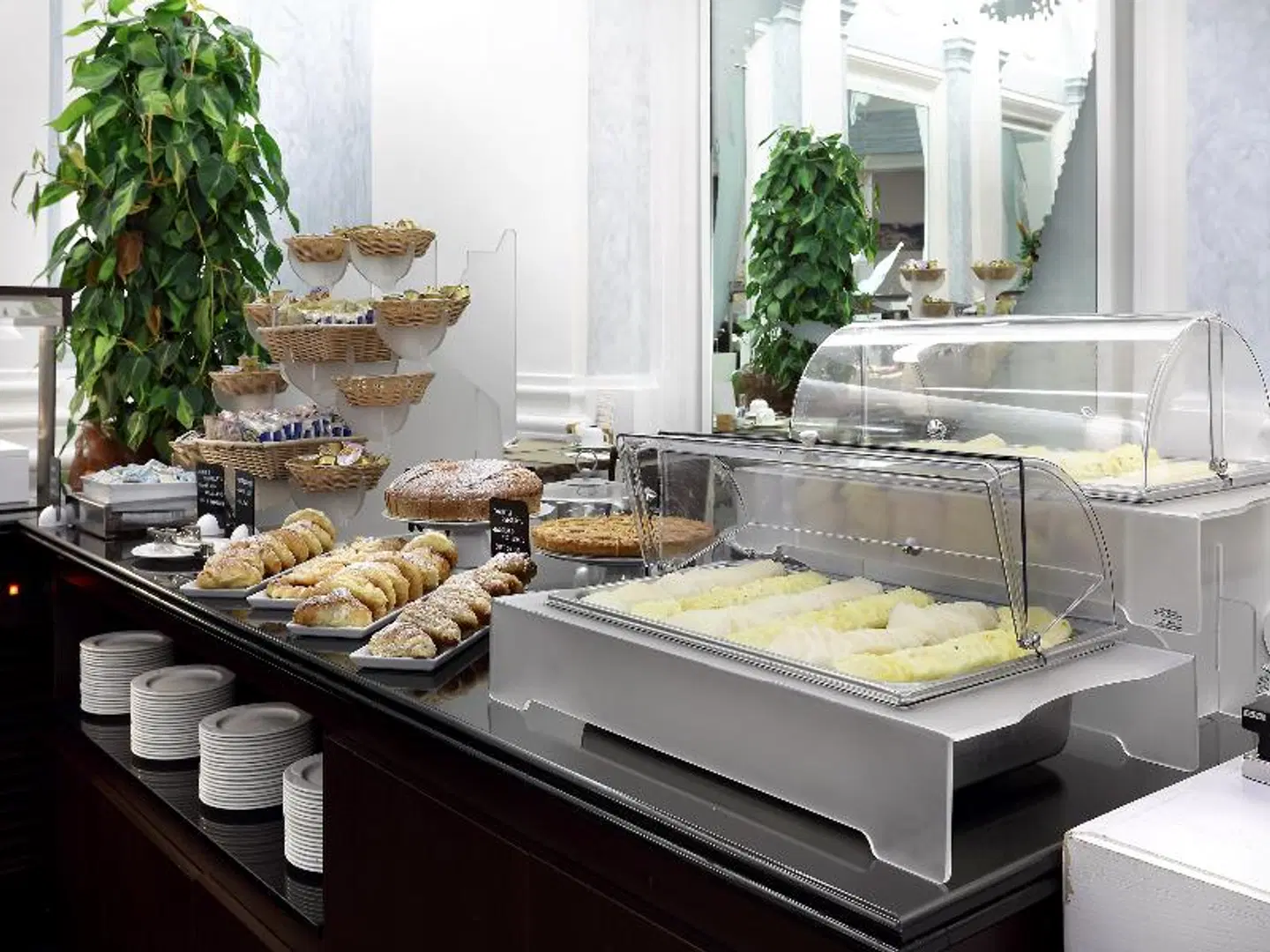 EXE International Palace Restaurant