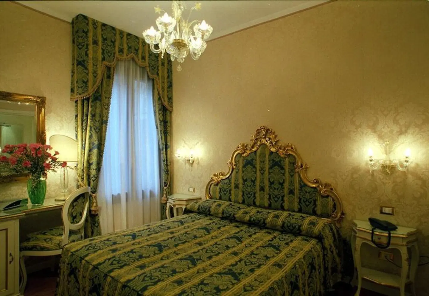 Casa Pisani Canal ROOM_EXAMPLE
