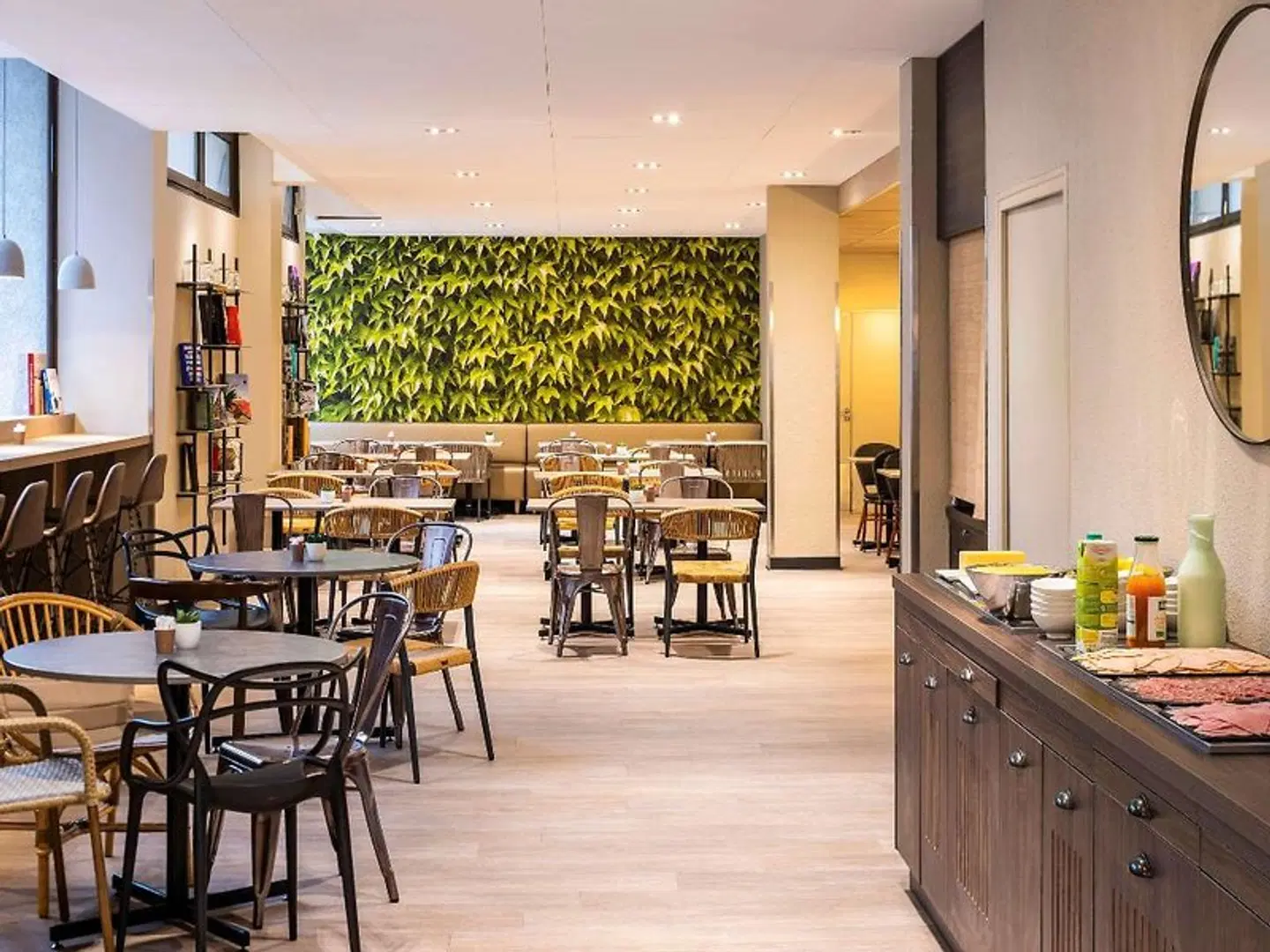 ibis Paris Alesia Montparnasse 14th Bar