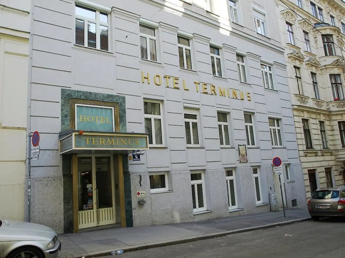Hotel Terminus EXTERIOR