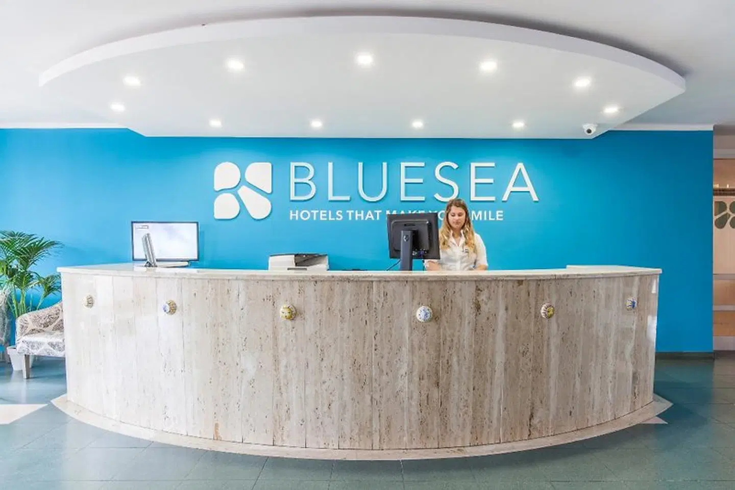 BLUESEA Costa Verde Bar