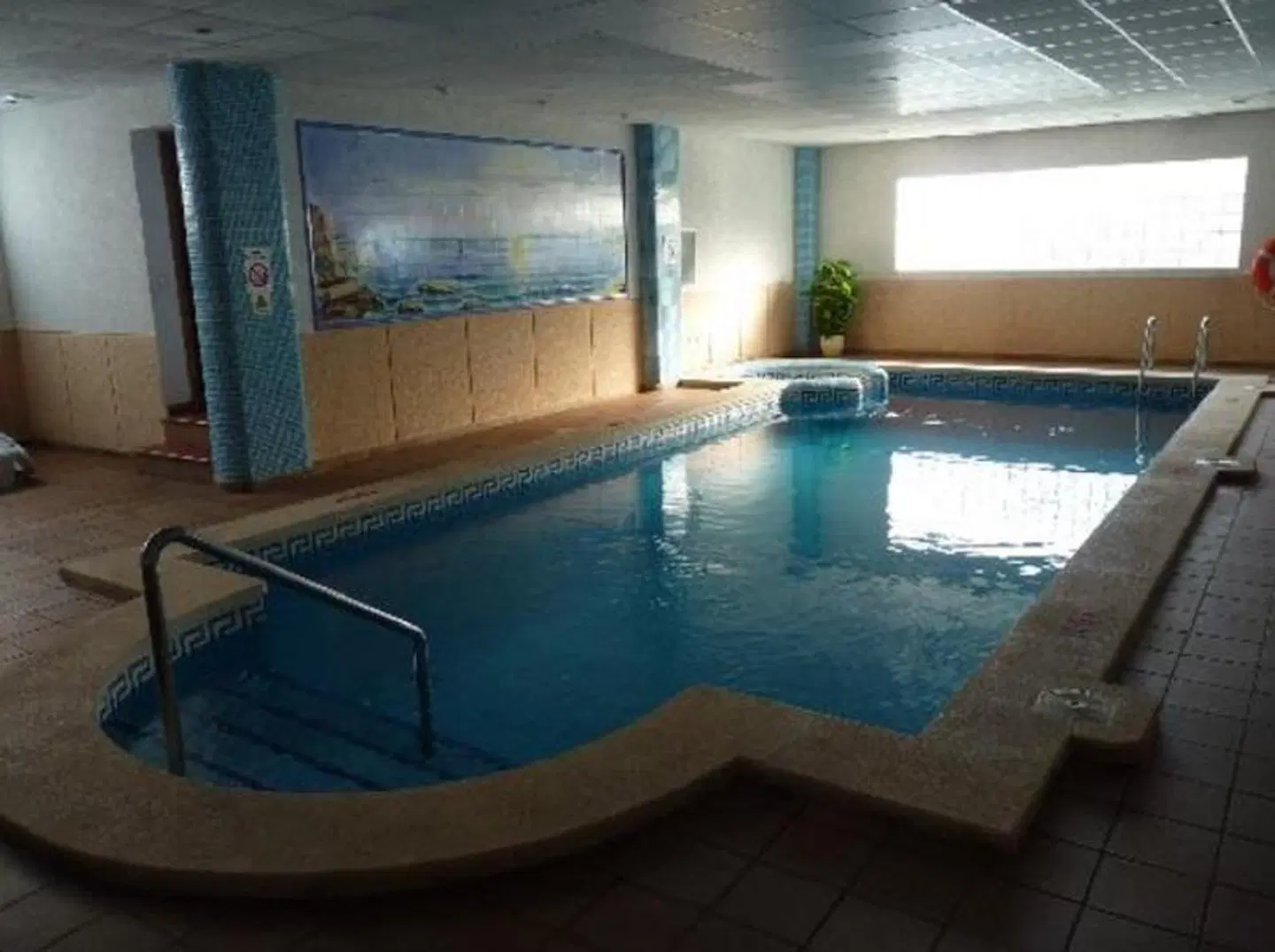 Stil Bonsai Hallenbad