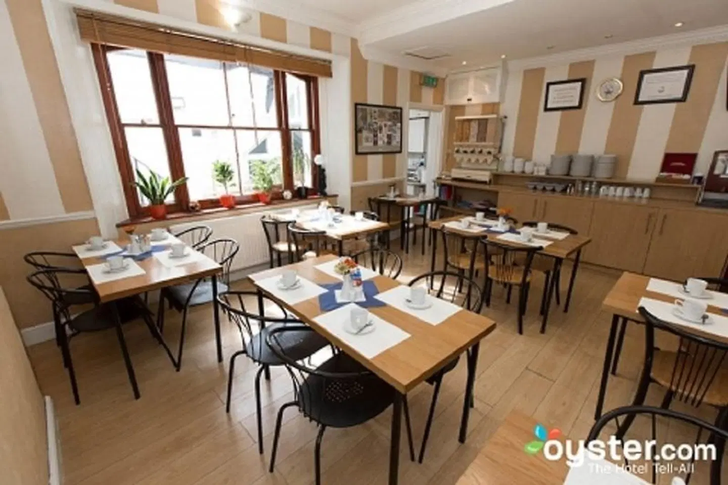 Dolphin Hotel Restaurant