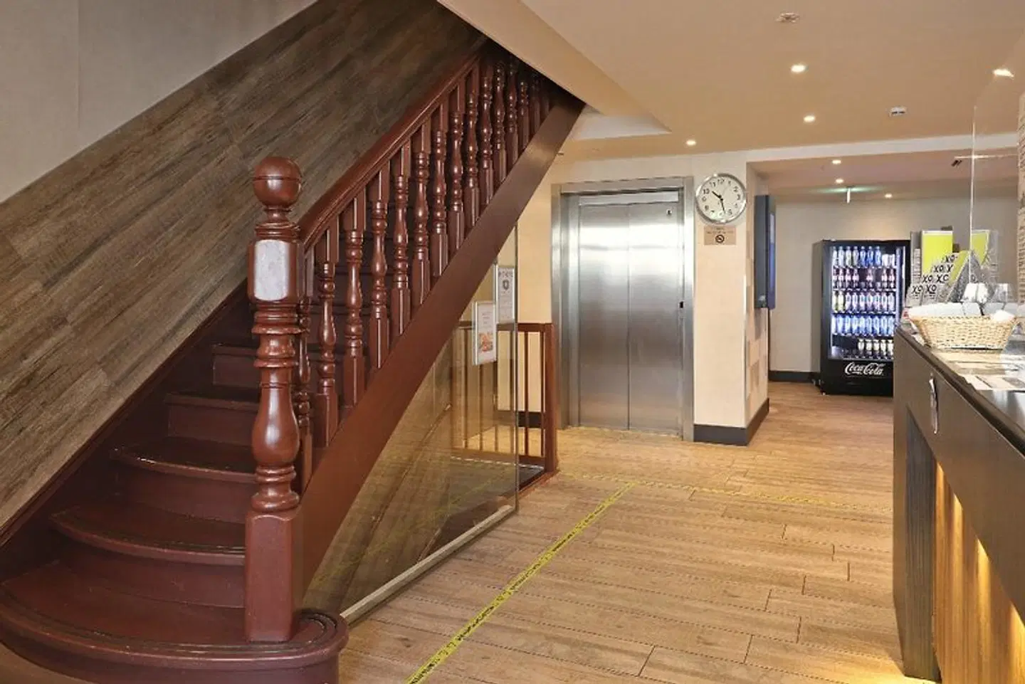 Inner LOUNGE_LOBBY