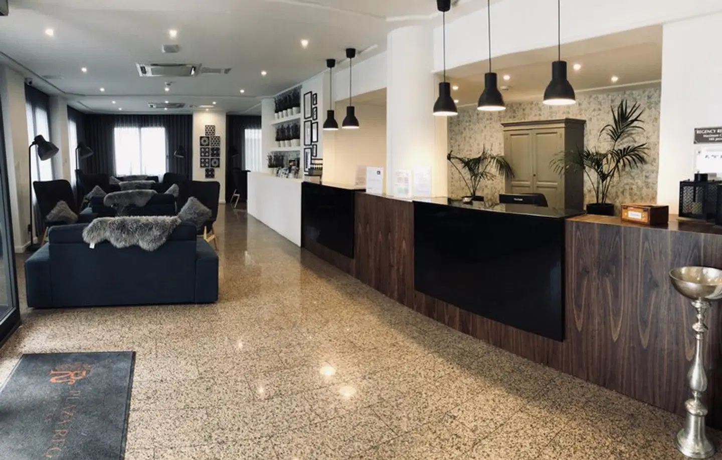 Plaza Regency LOUNGE_LOBBY