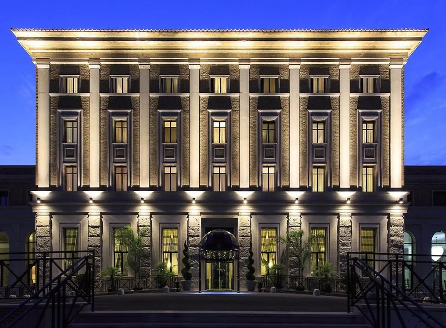 TH Roma - Carpegna Palace Hotel EXTERIOR