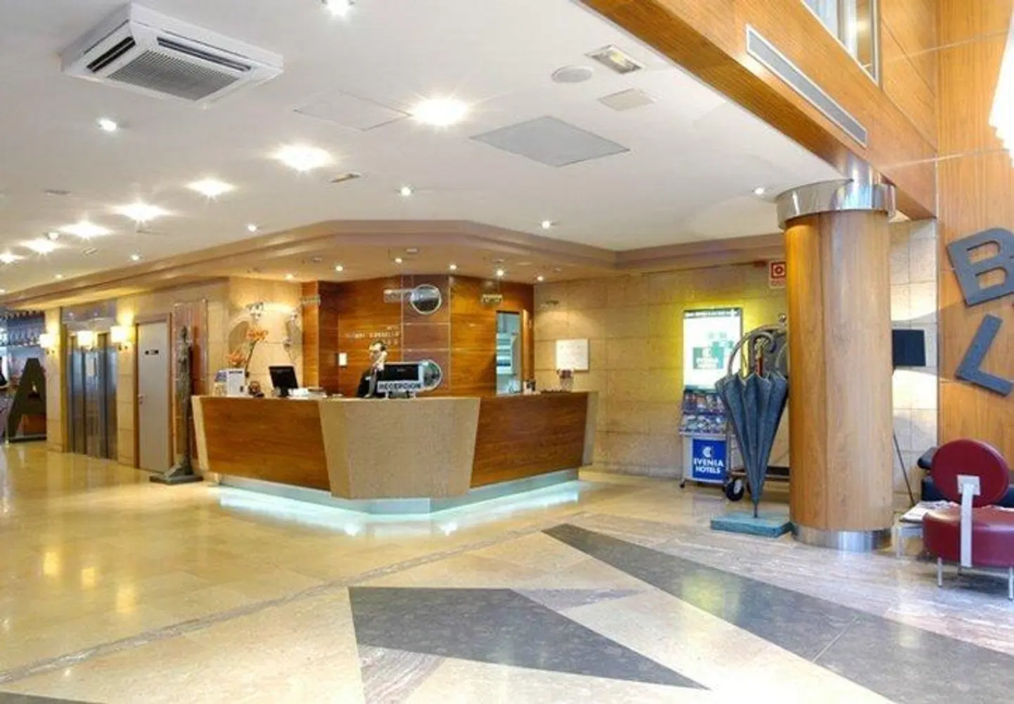 Evenia Rossello LOUNGE_LOBBY