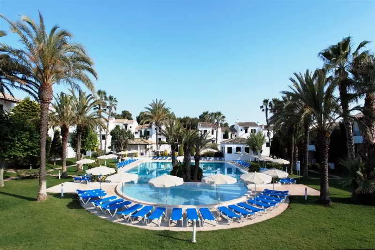 Grupotel Club Menorca OUTDOOR_POOL