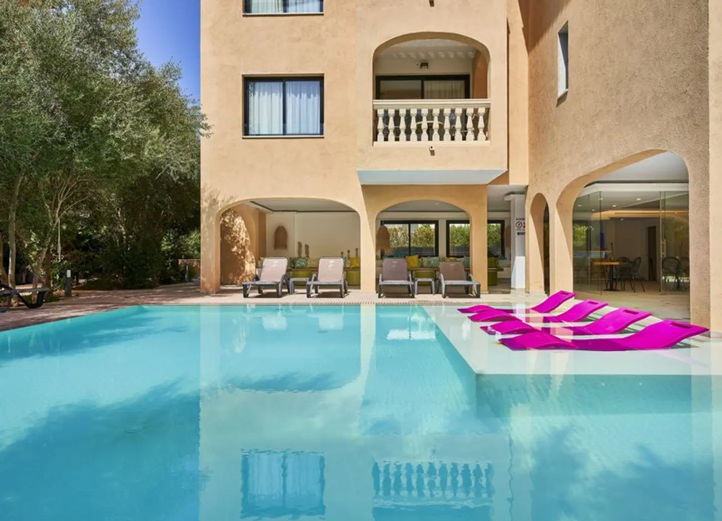 Sinfony OUTDOOR_POOL