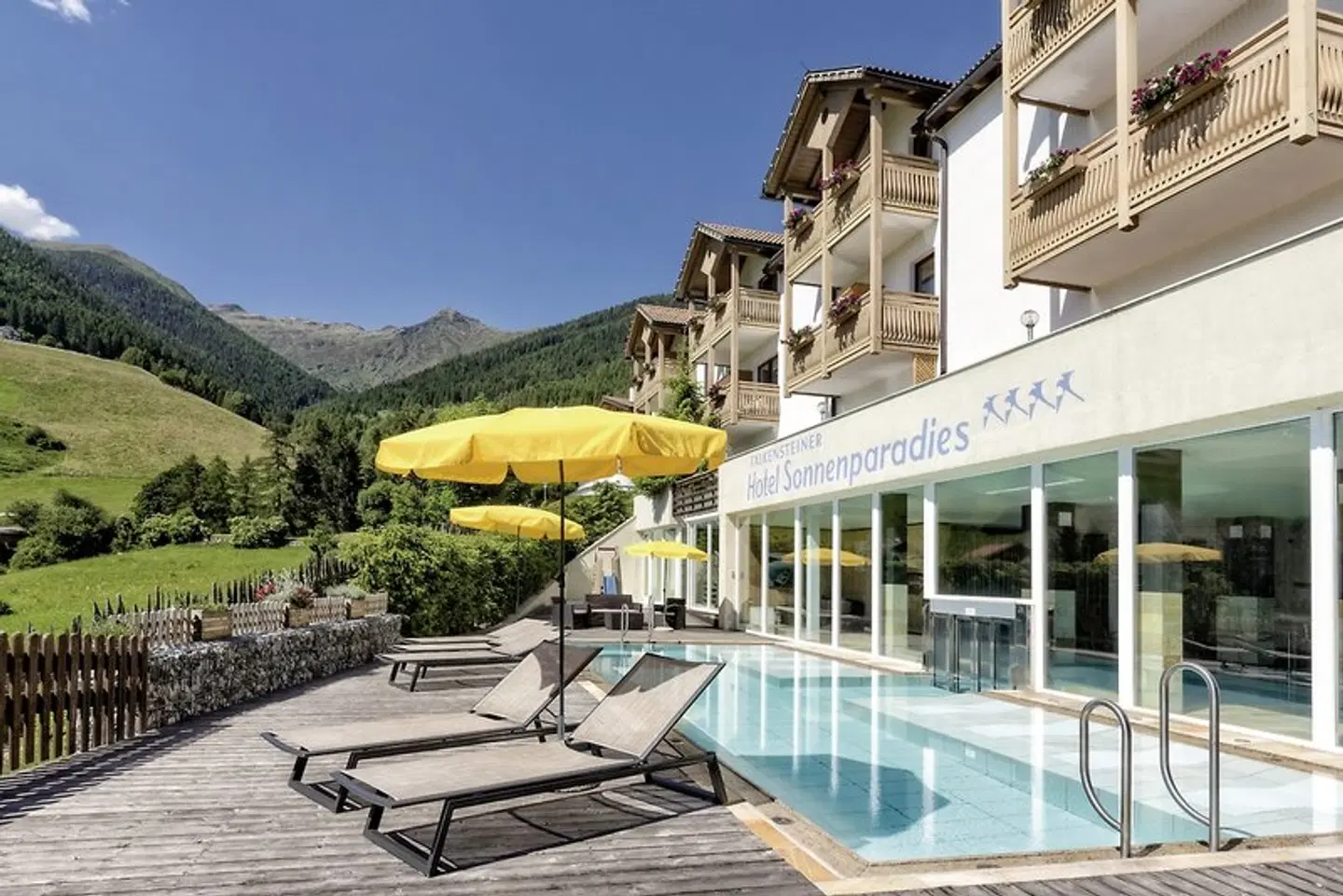 Falkensteiner Hotel & Spa Sonnenparadies OUTDOOR_POOL