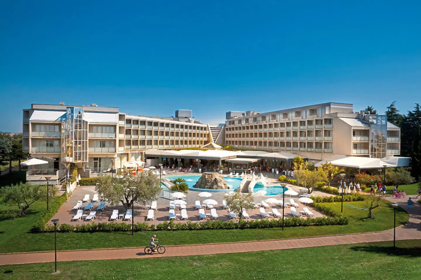 Aminess Vival Maestral Hotel EXTERIOR
