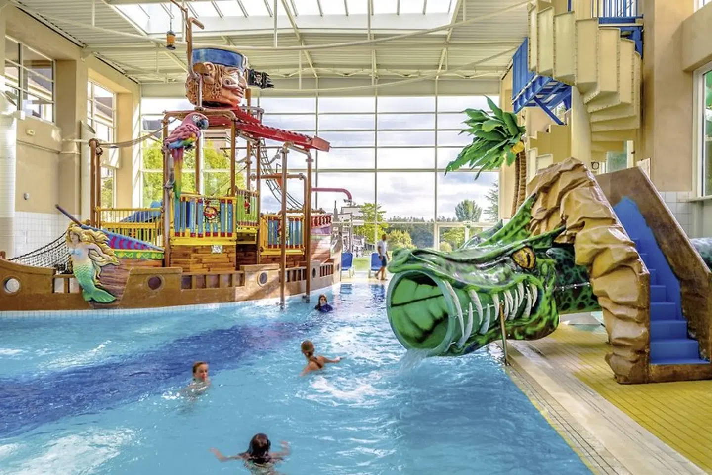 Explorers Fabulous Hotels Group Hallenbad