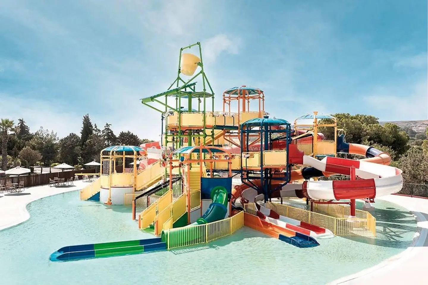 Helea Lifestyle Beach Resort OUTDOOR_POOL