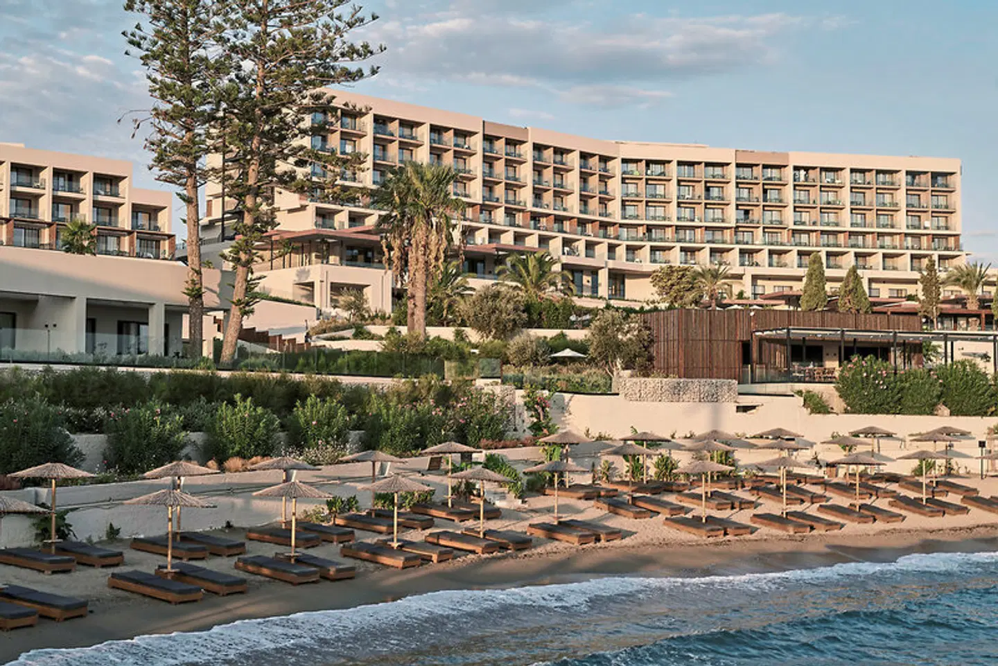 Helea Lifestyle Beach Resort EXTERIOR
