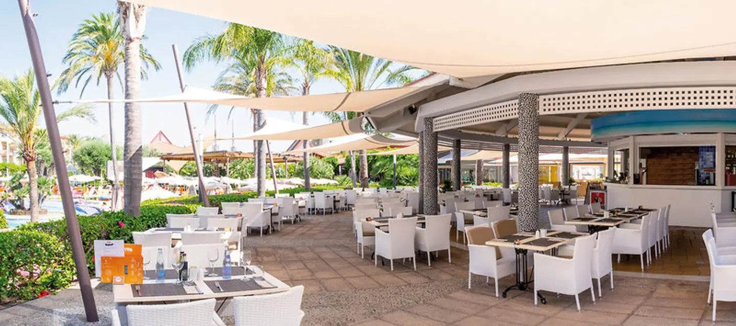 VIVA Blue & Spa Restaurant
