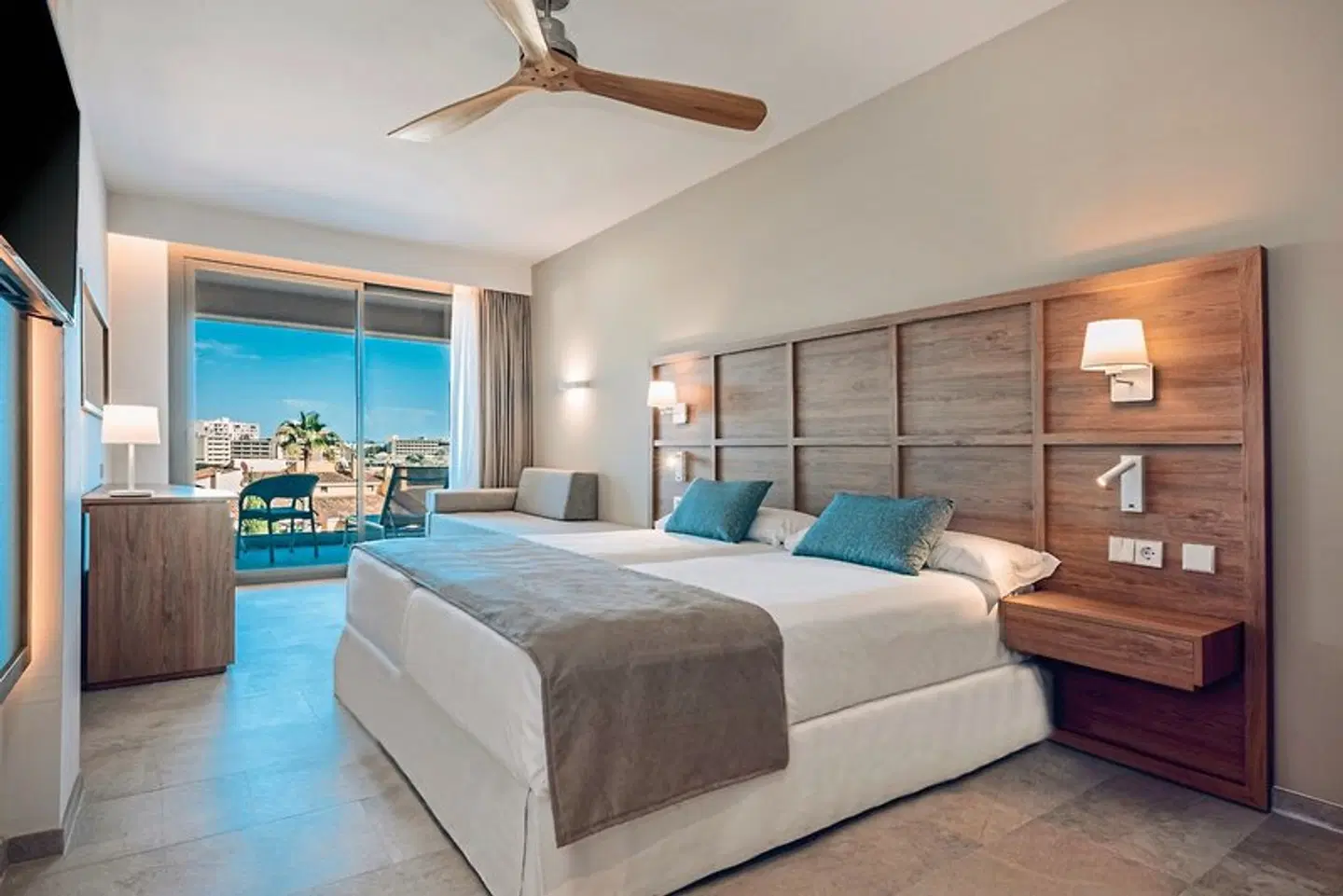 Iberostar Waves Cala Domingos ROOM_EXAMPLE