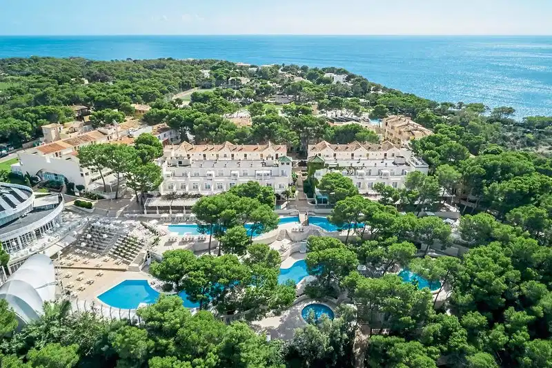Iberostar Waves Club Cala Barca – Hotelfoto