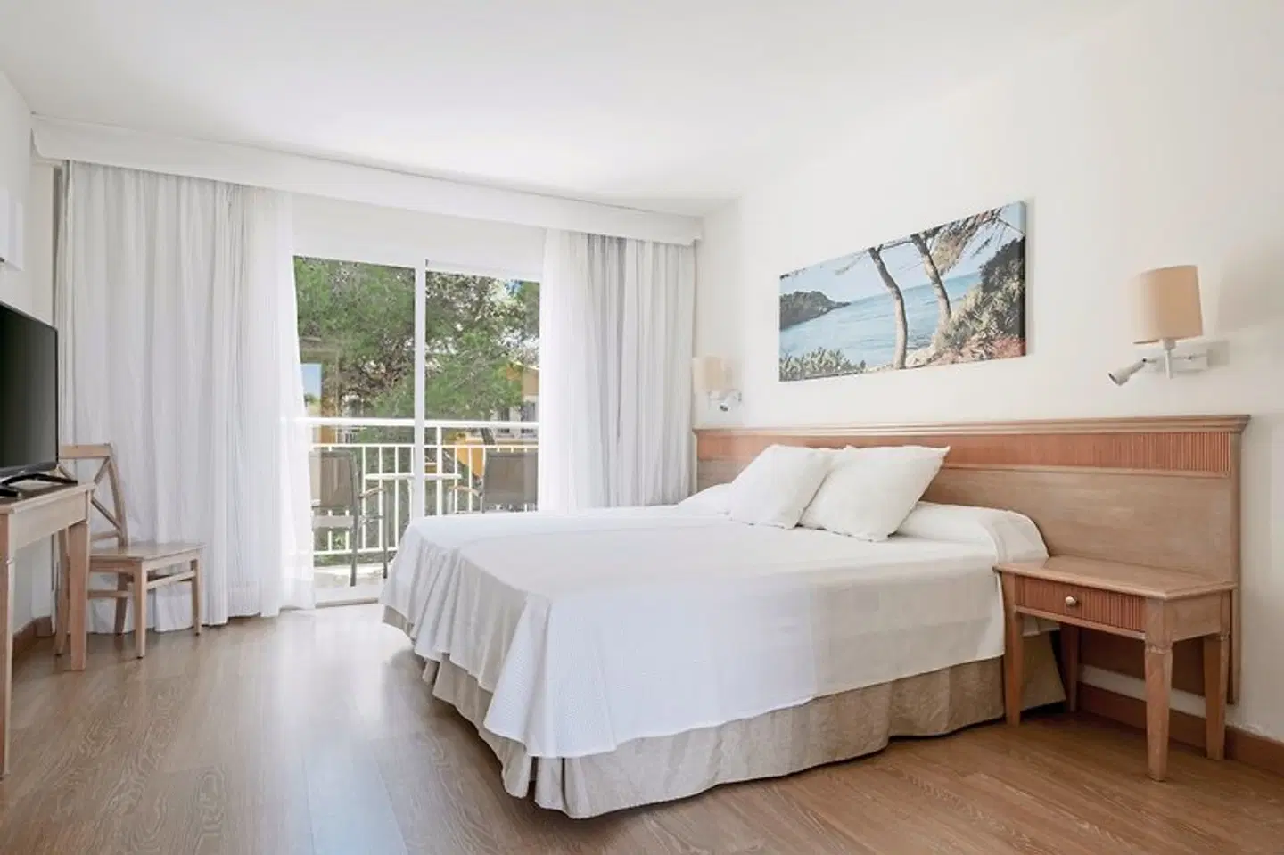 Iberostar Waves Club Cala Barca ROOM_EXAMPLE