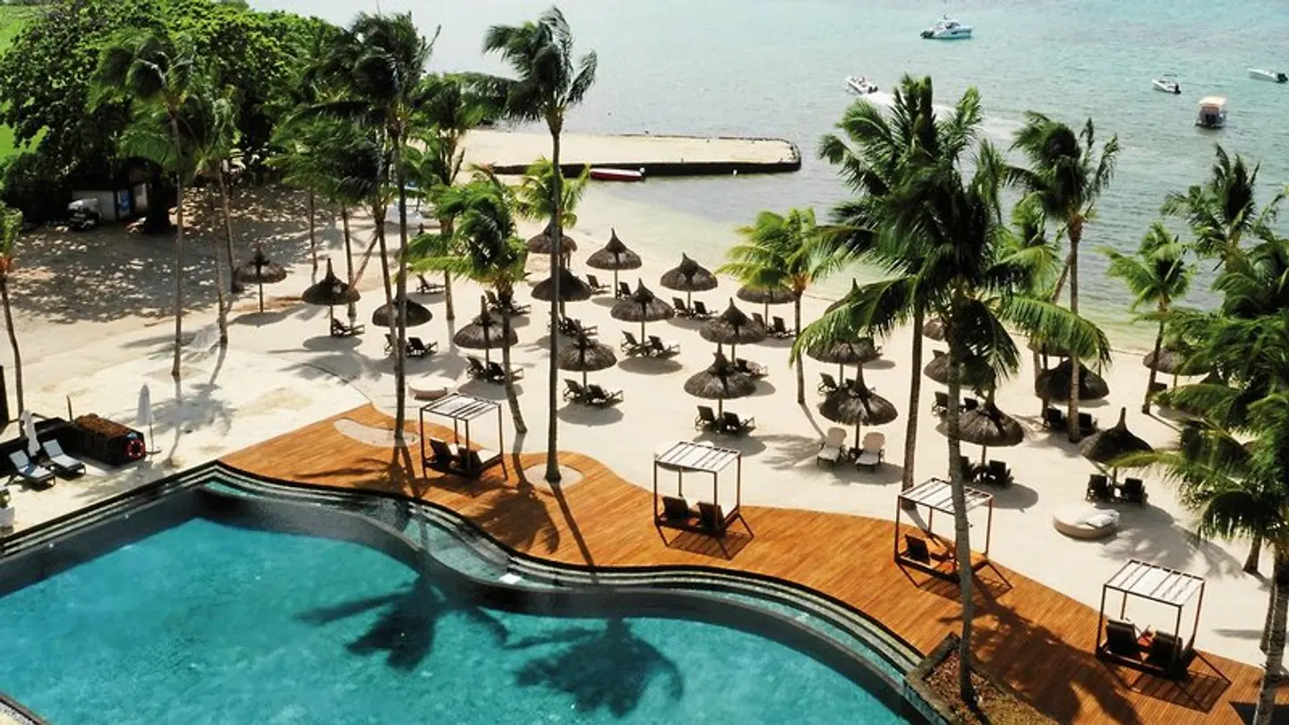 The Bay Club at Anahita OUTDOOR_POOL