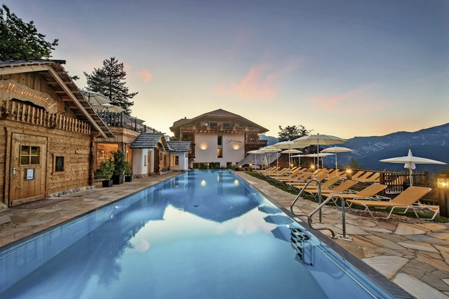 Natur & Wellnesshotel Höflehner OUTDOOR_POOL