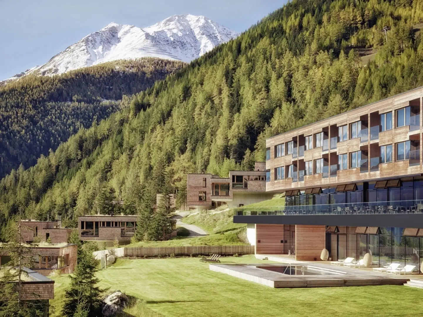 Gradonna Mountain Resort Hotel EXTERIOR