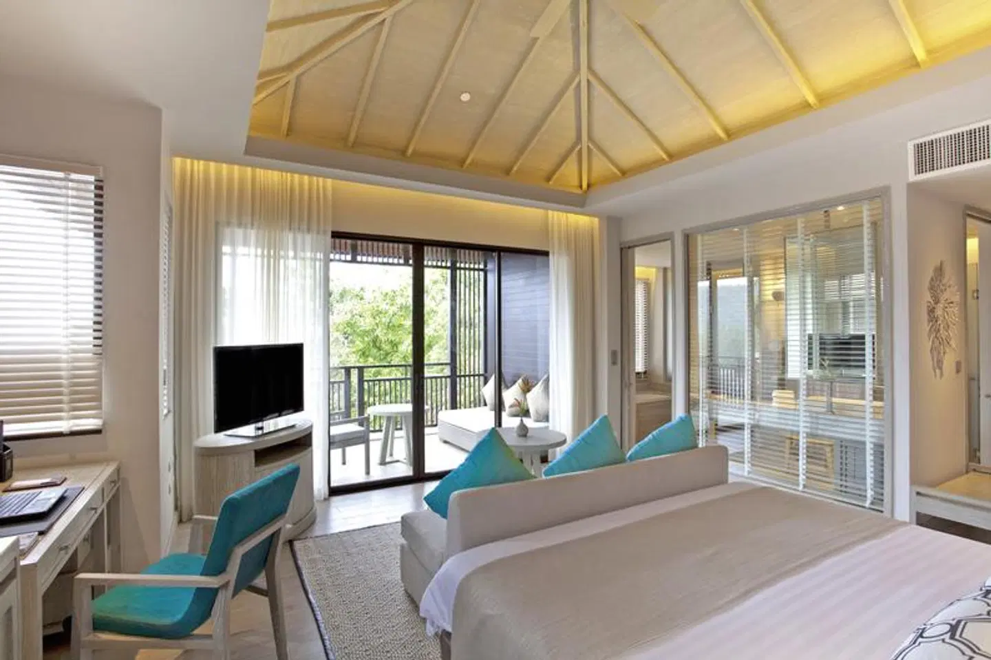 Pullman Phuket Arcadia Naithon Beach ROOM_EXAMPLE