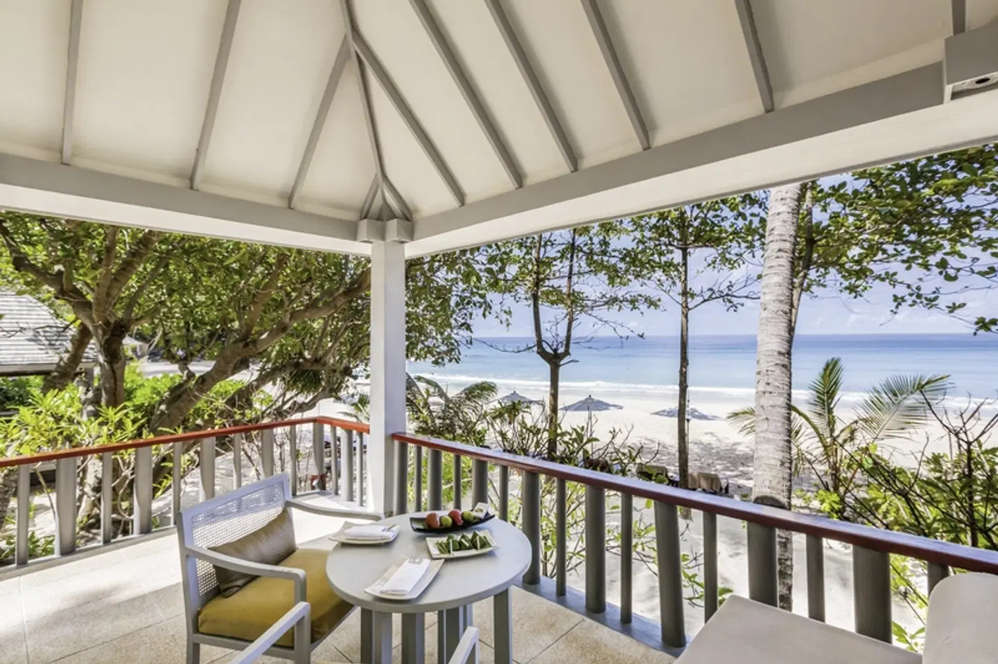 The Surin Phuket Terrasse