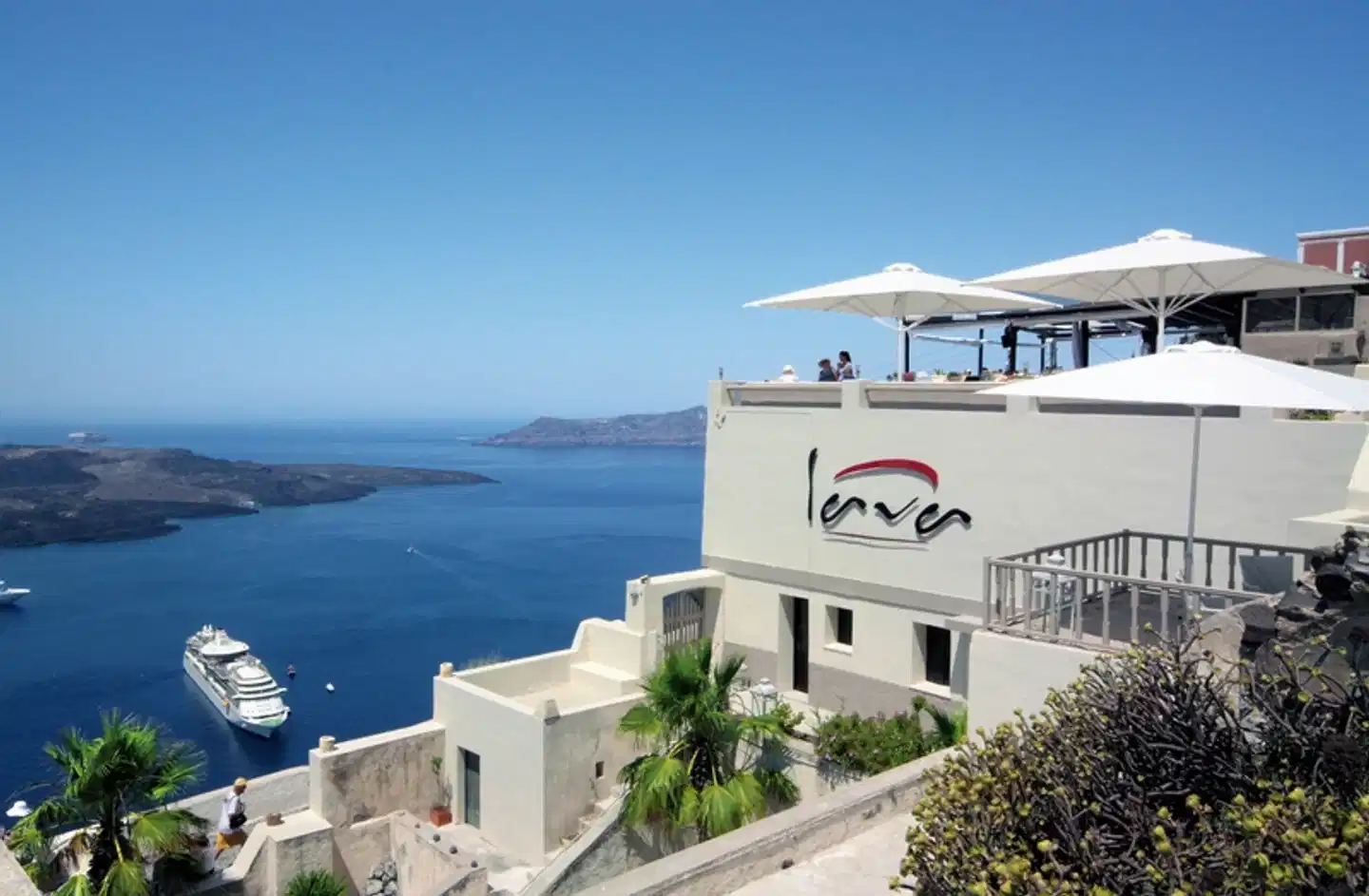 Lava Suites & Lounge Aussenansicht
