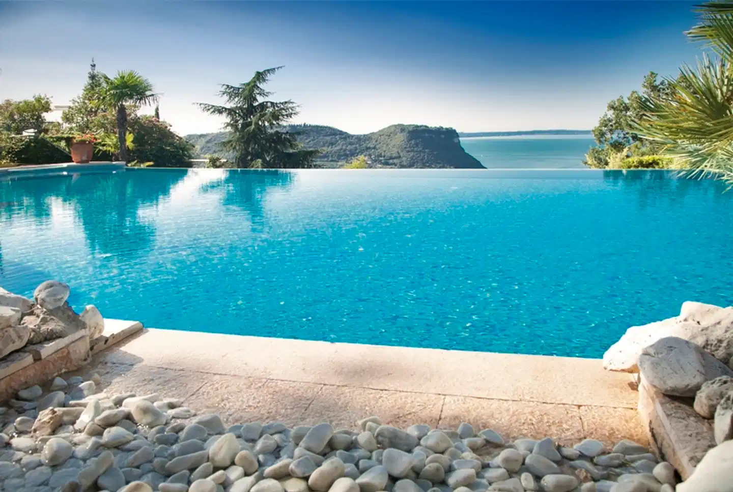 Madrigale Panoramic & Lifestyle Hotel Strand