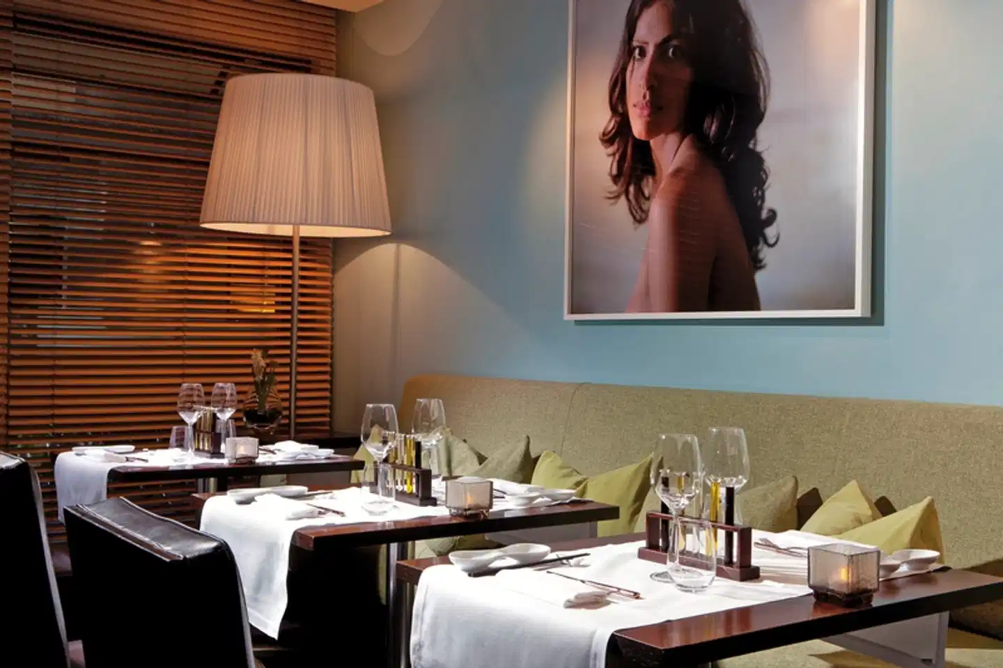 Gallery Hotel Art Restaurant