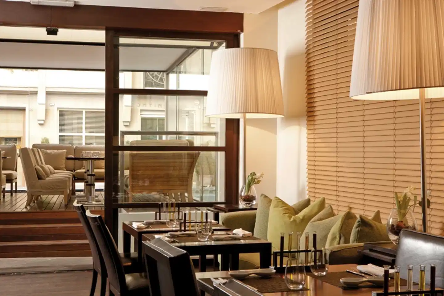 Gallery Hotel Art Restaurant