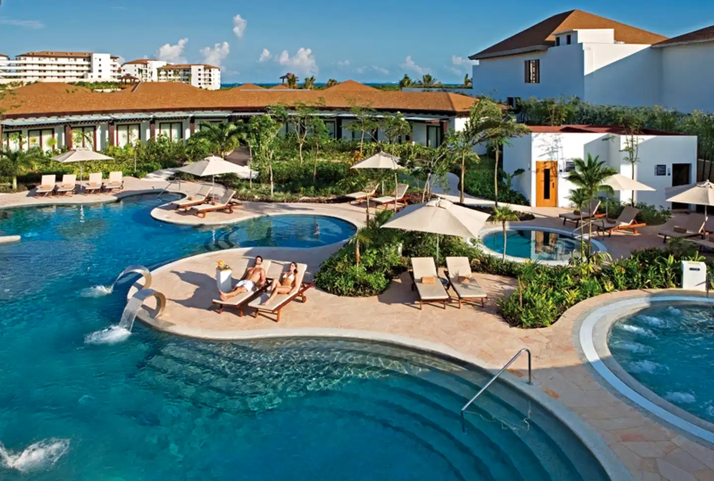 Secrets Playa Mujeres Golf & Spa Resort Pool