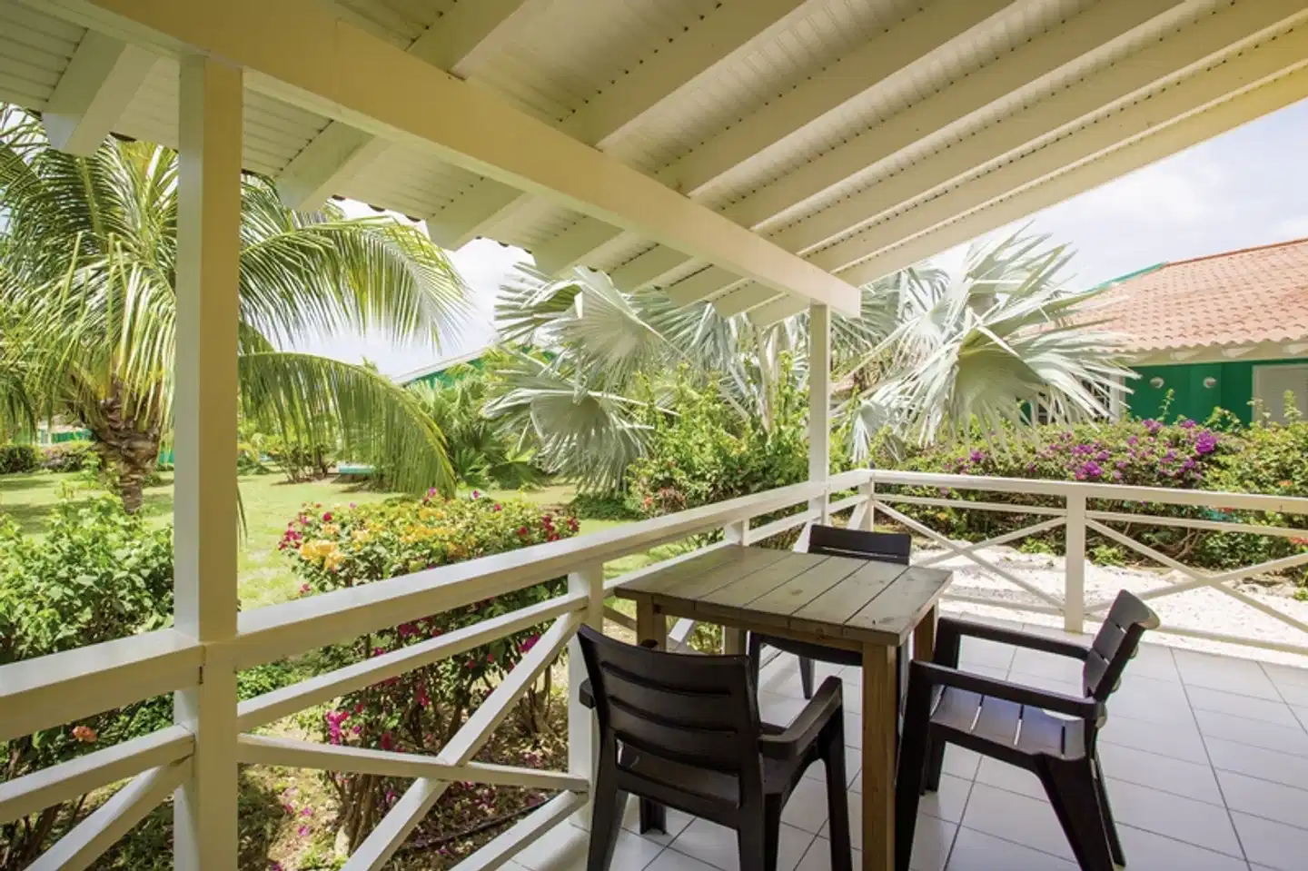 Bon Bini Seaside Resort Terrasse